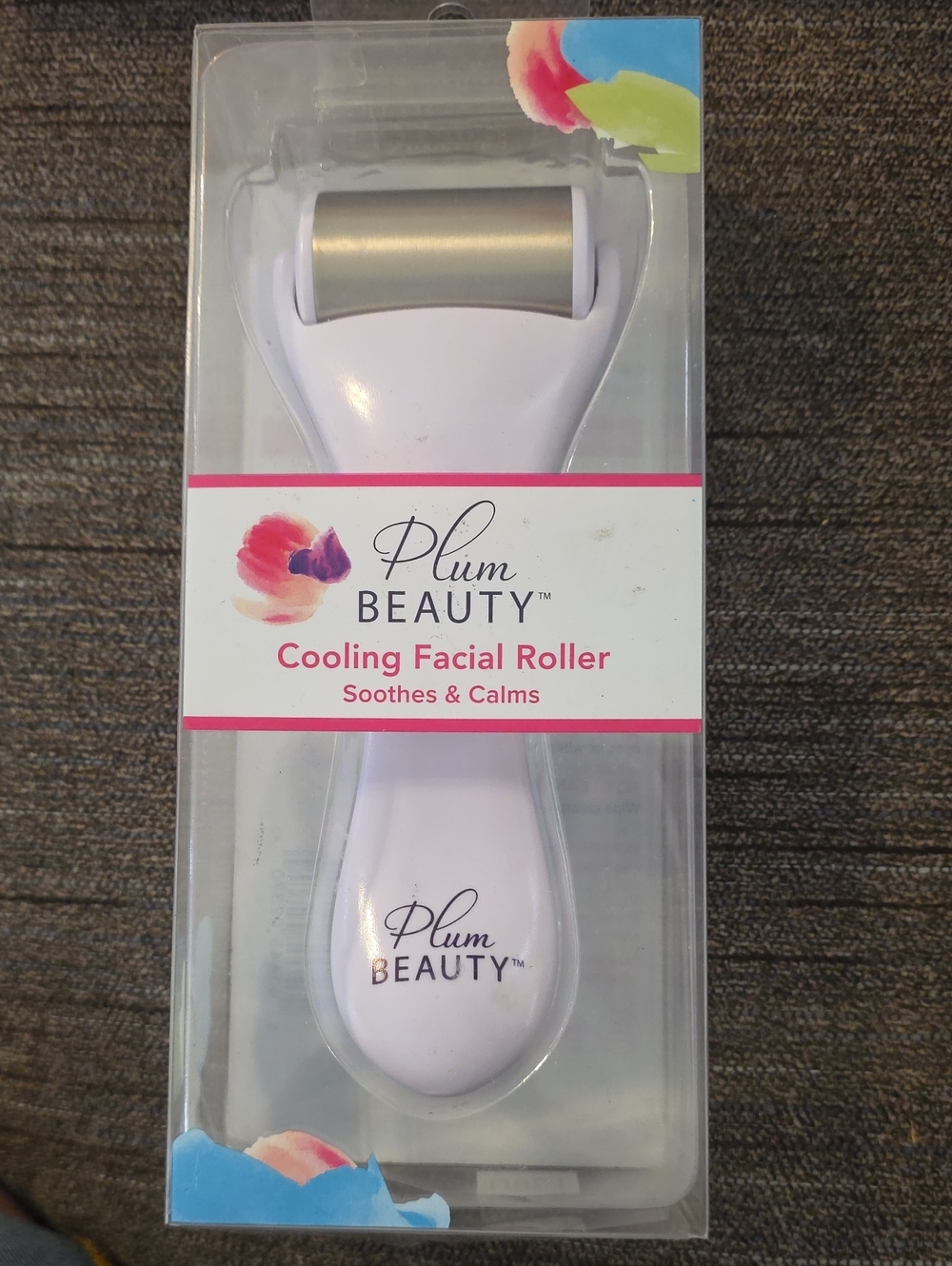 Plum Beauty Cooling Facial Roller – White